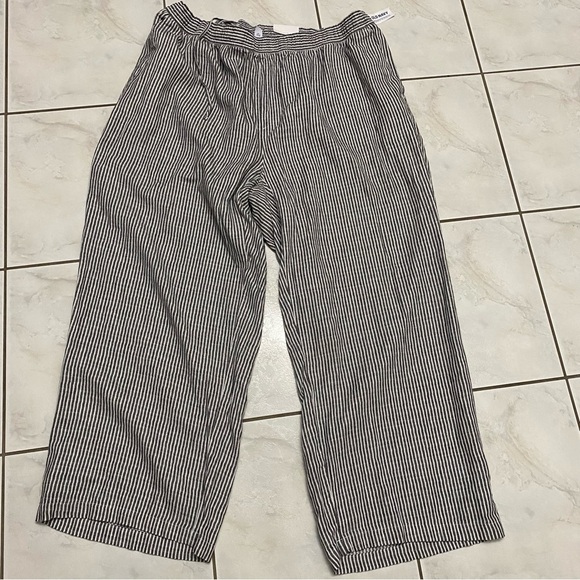 - NWT Old Navy long pants size 3X - Picture 3 of 8